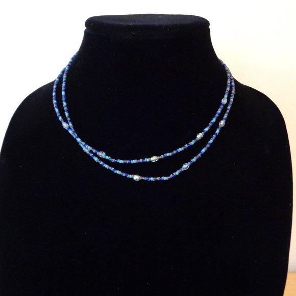 Vintage Beaded Double Layer Strand Necklaces 2 PC Set Black & Blue Beads - Picture 3 of 7